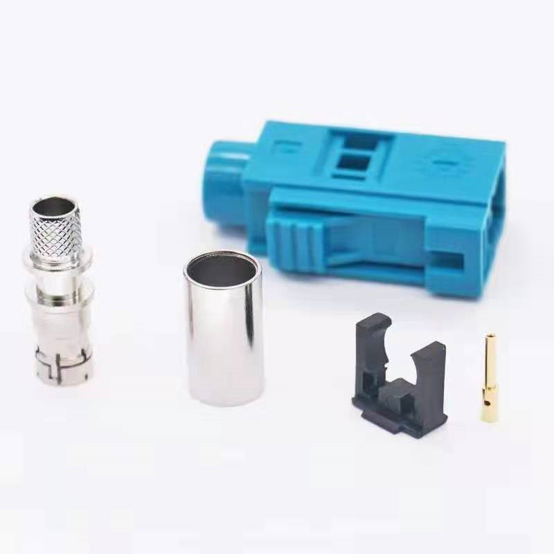 Assembled equipment high frequency signal connector