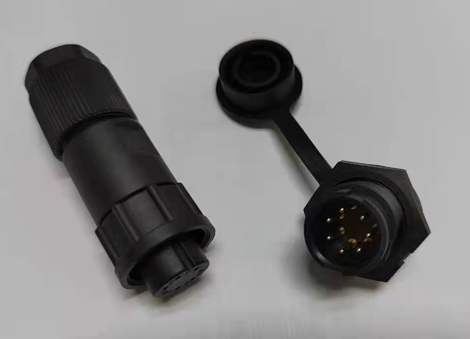 medical M12 7pin plastic connector with cap