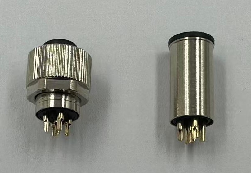 Characteristics of durable M12 connectors with 90-degree angle cable designs