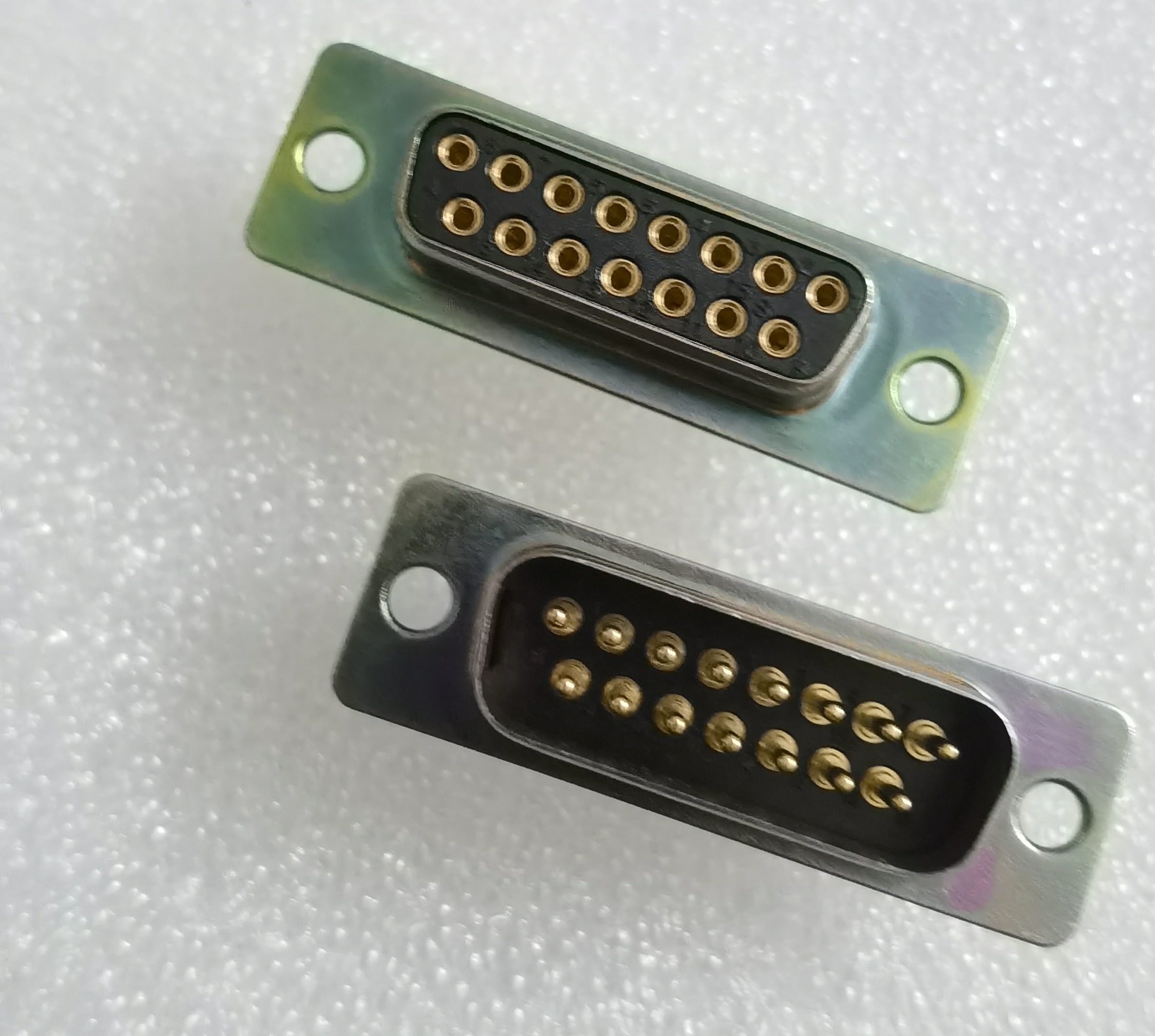 D-SUB ITT connector M243081-2Z矩形连接器M243083-2Z 15pin male and female 15pins